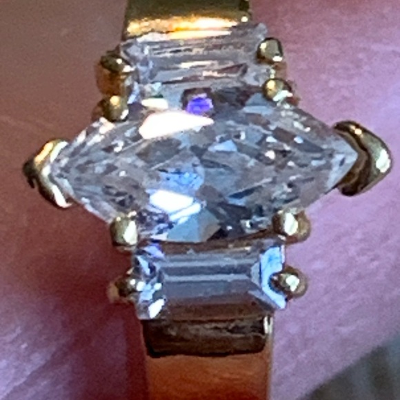 Marquis cut CZ with baguettes on the side. 7 3/4 - Picture 3 of 7